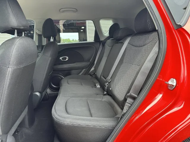 Used 2018 Red Kia Plus image 25