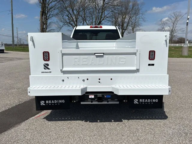 New 2026 Summit White Chevrolet Work Truck image 15