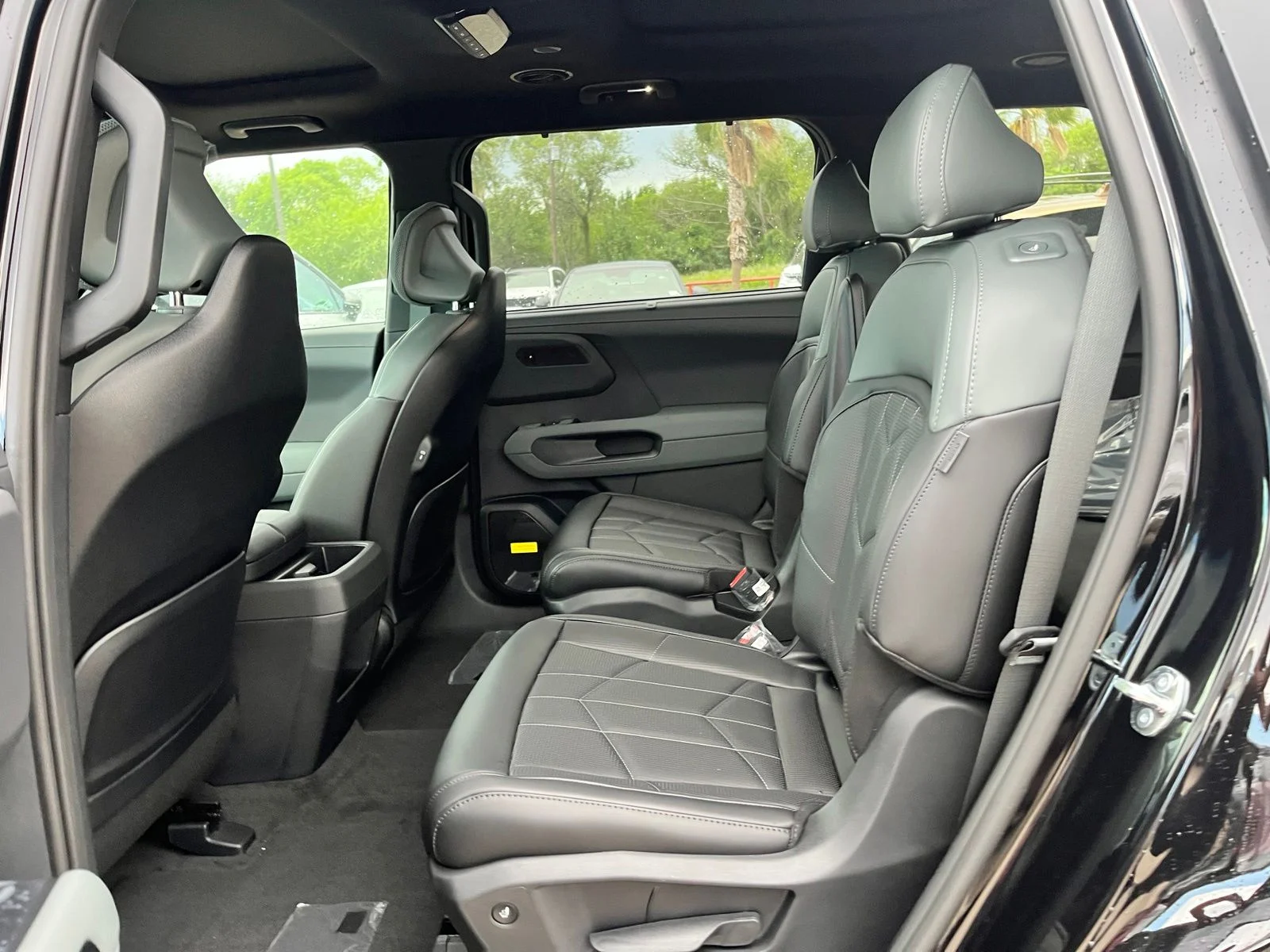 New 2027 Black Kia X-Line SX image 18