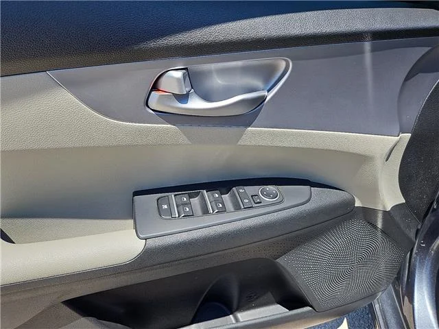 Used 2023 Gravity Gray KIA LXS (IVT) image 10