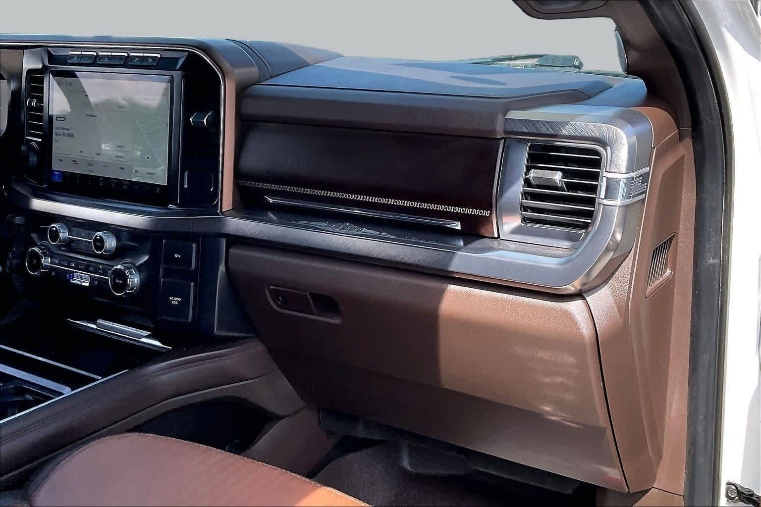 Used 2024 Star White Metallic Tri-Coat/Darkened Bronze Ford King Ranch image 18