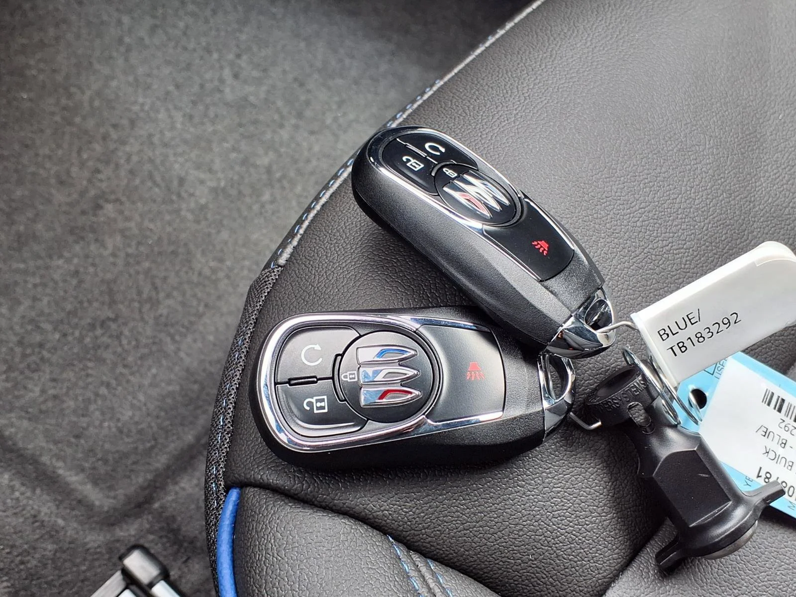 2026 Buick Envista Sport Touring - Photo 13