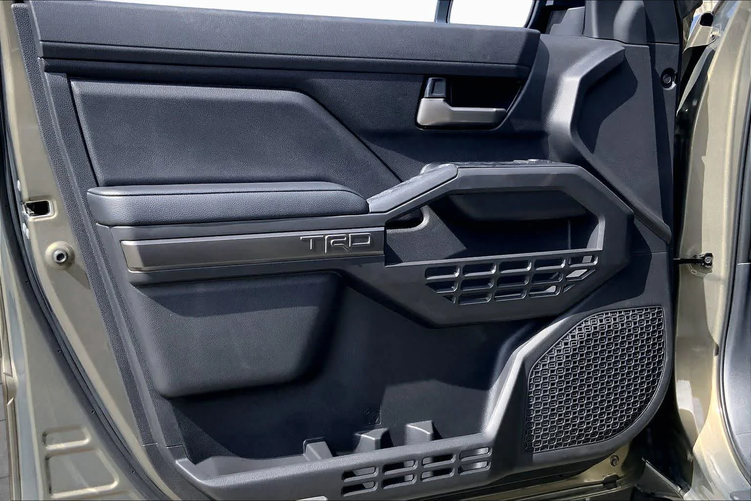 2026 Toyota Tacoma TRD Off Road - Photo 10
