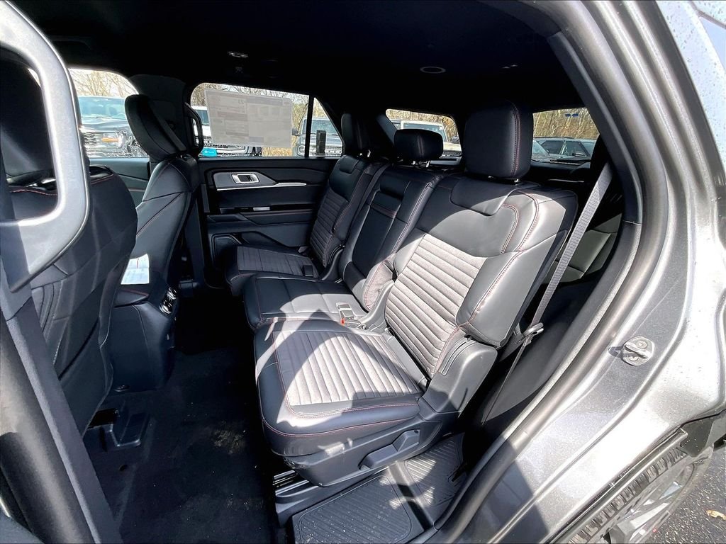 New 2026 Gray Metallic Ford ST-Line image 11