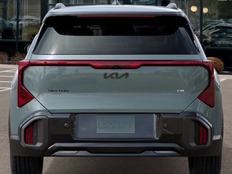 New 2027 Green Kia X-Line S image 13