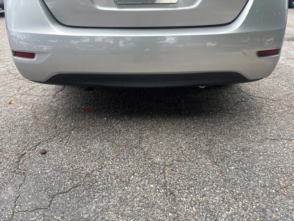 Used 2015 Silver Nissan S image 15