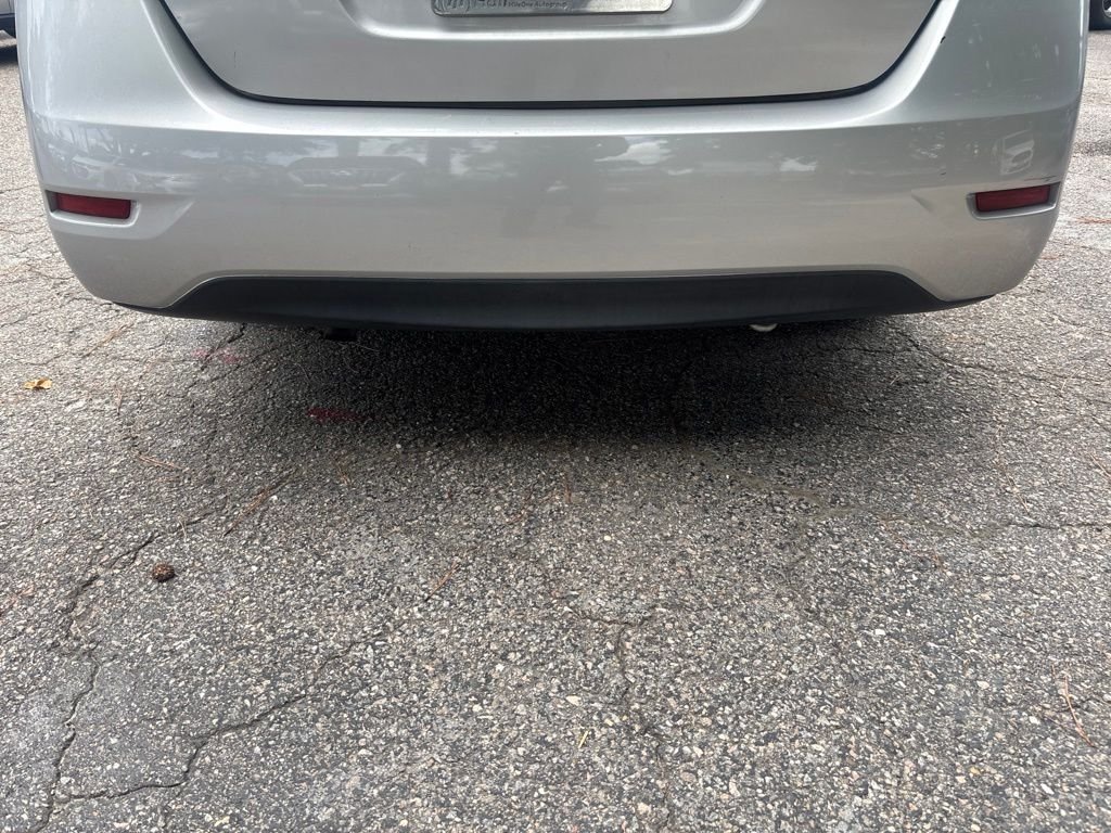 Used 2015 Silver Nissan S image 15