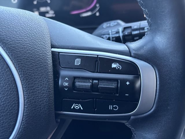Certified Used 2024 Ebony Black Kia X-Line image 21