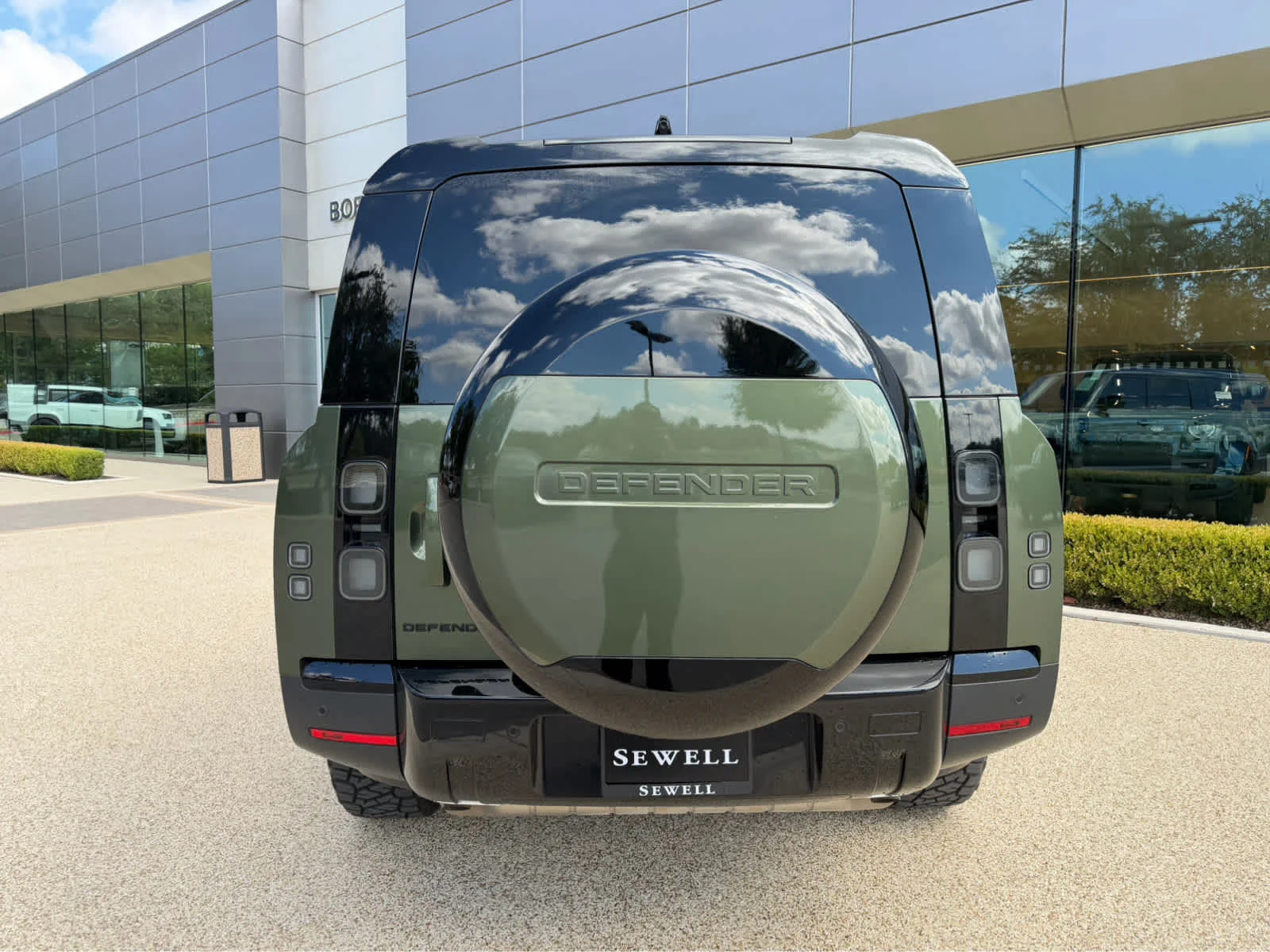Certified Used 2026 Woolstone Green Metallic Land Rover S image 8