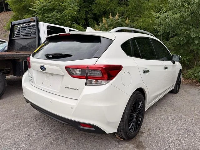 Used 2022 White Subaru Limited image 9