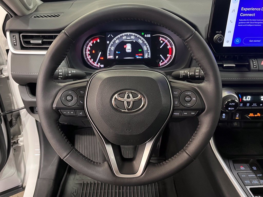 Used 2023 Beige Toyota XLE Premium image 20