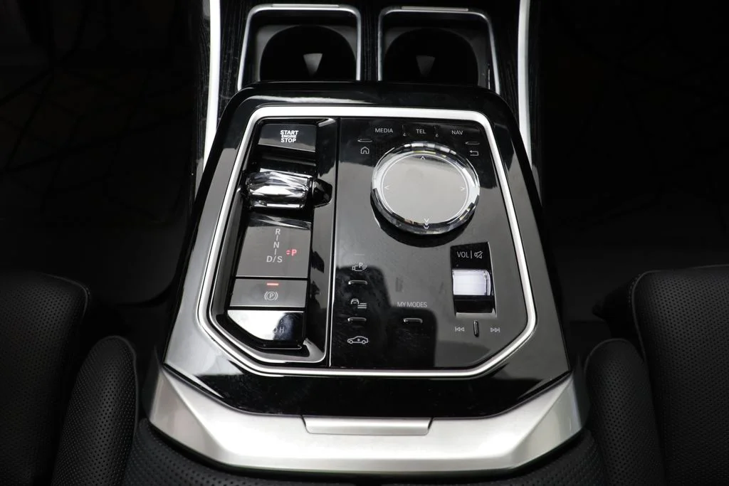 Certified Used 2026 White BMW 750e xDrive image 13