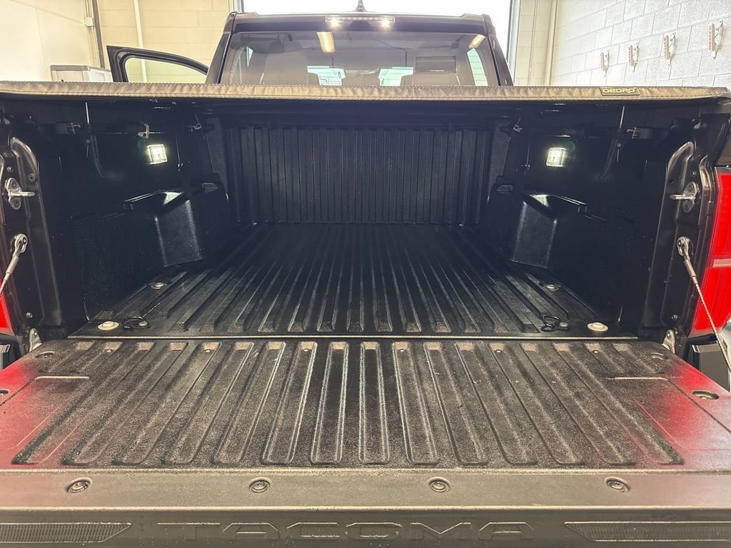 Used 2025 Black Toyota SR5 image 18