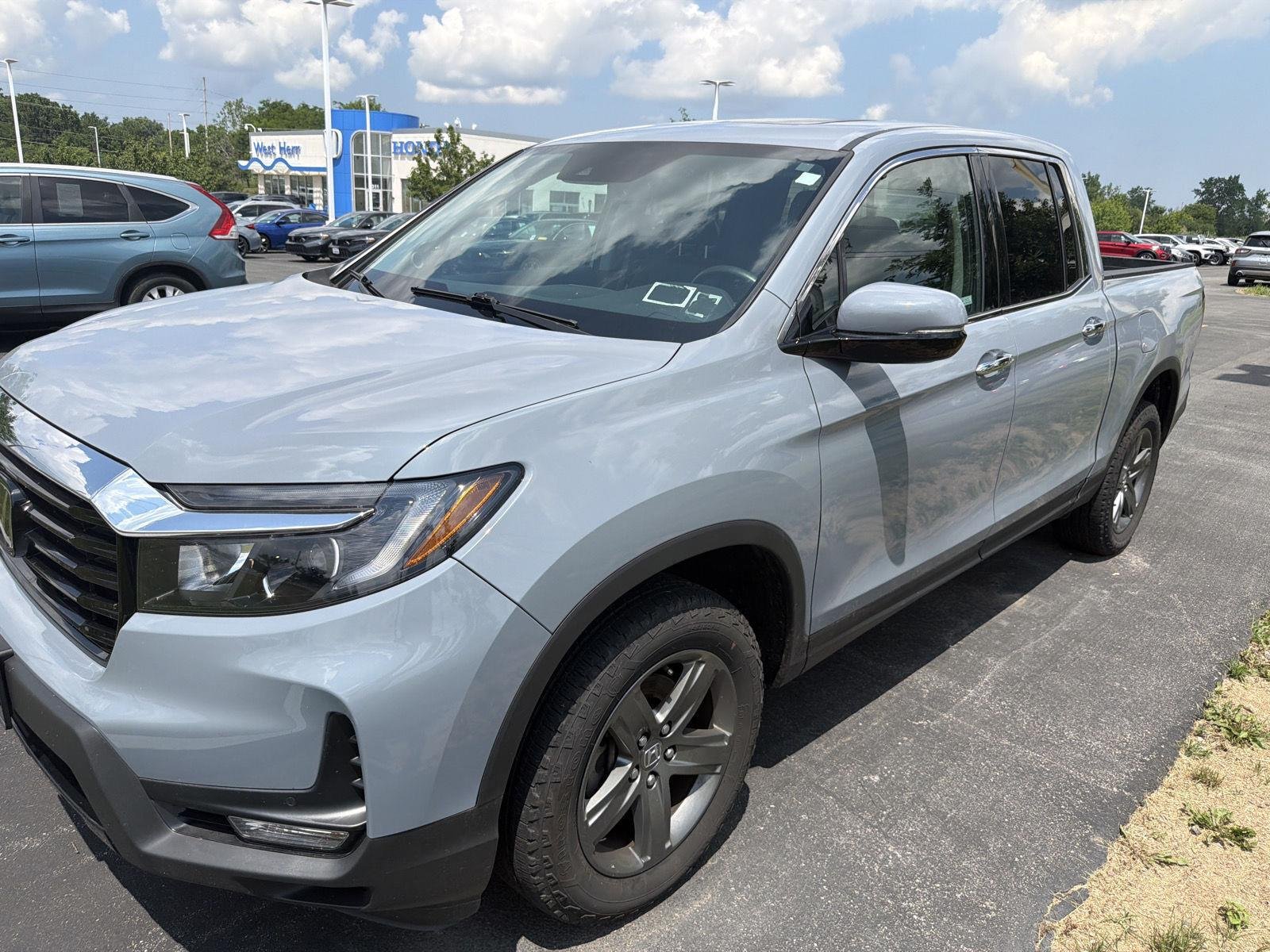 Used 2023 Sonic Gray Pearl Honda RTL-E image 6