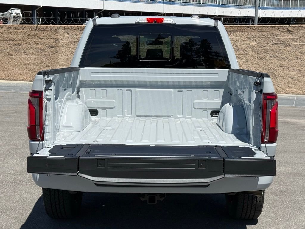 New 2026 Avalanche Ford Platinum® image 16