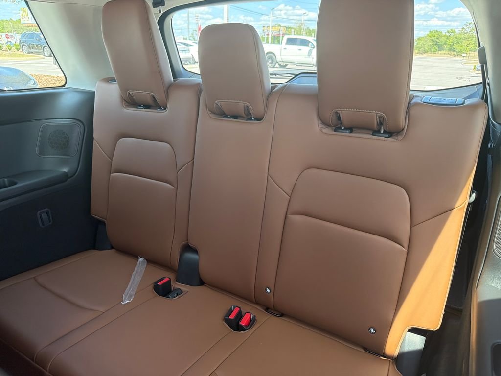 New 2026 Nissan Pathfinder Platinum 4D Sport Utility