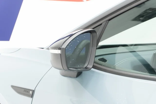2025 Volkswagen ID.4 PRO S - Photo 13