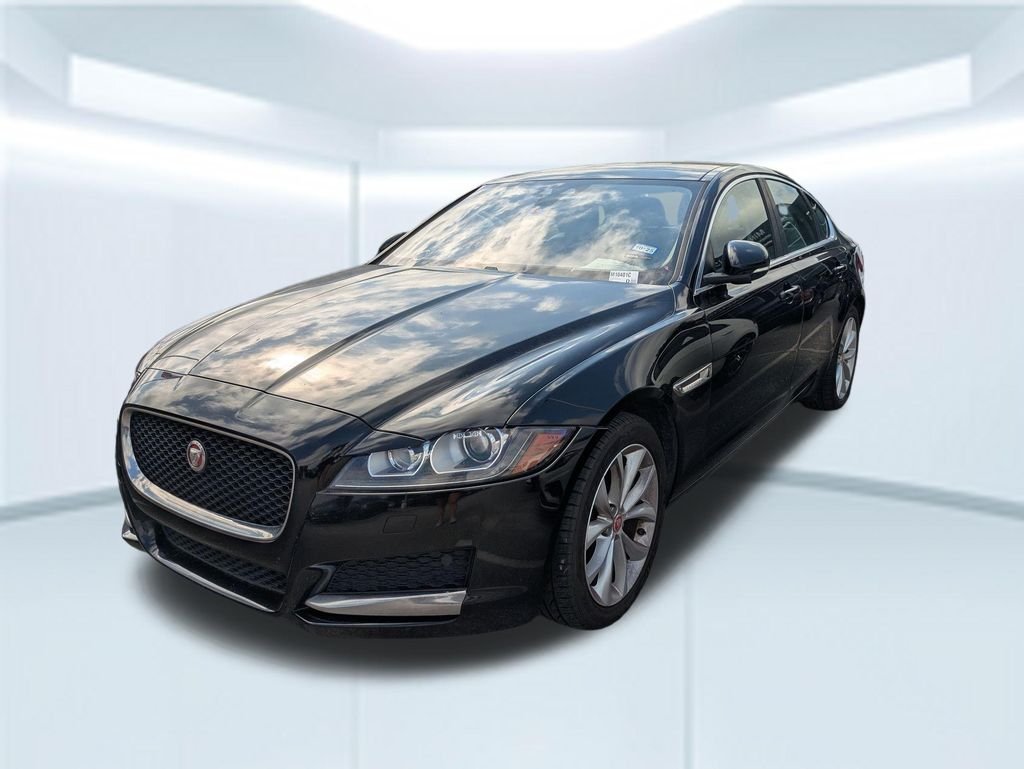 2019 Jaguar XF 25t Premium's photo