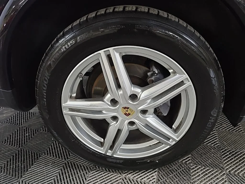 Used 2017 Bk Porsche NA image 14