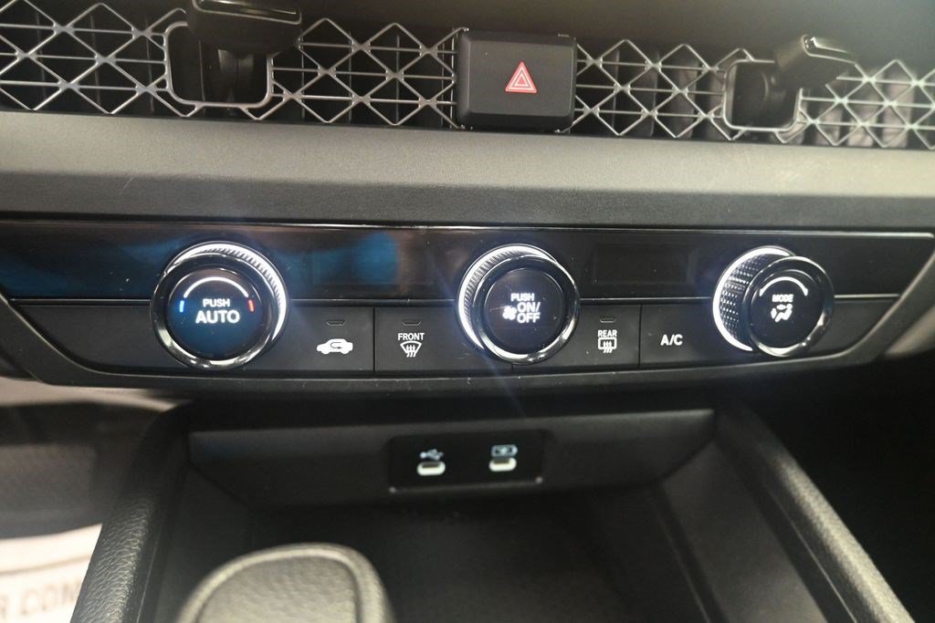 Certified Used 2025 Crystal Black Pearl Honda LX image 23