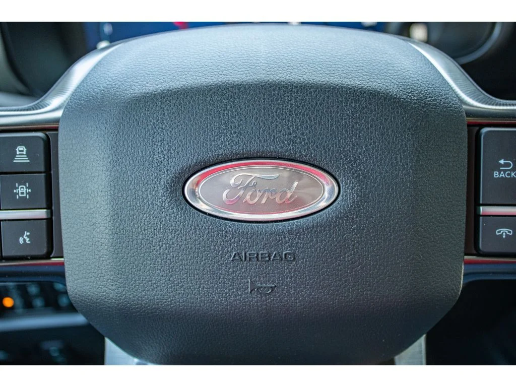 New 2026 Carbonized Gray Metallic Ford Platinum image 46