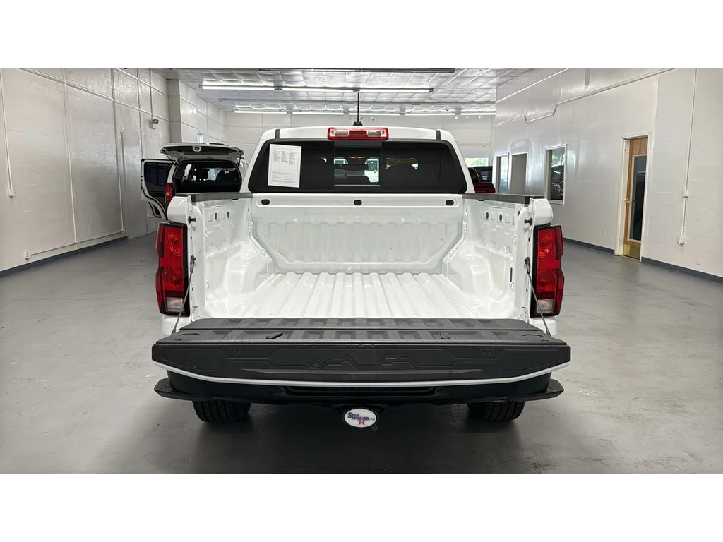Used 2024 Summit White Chevrolet WT image 7