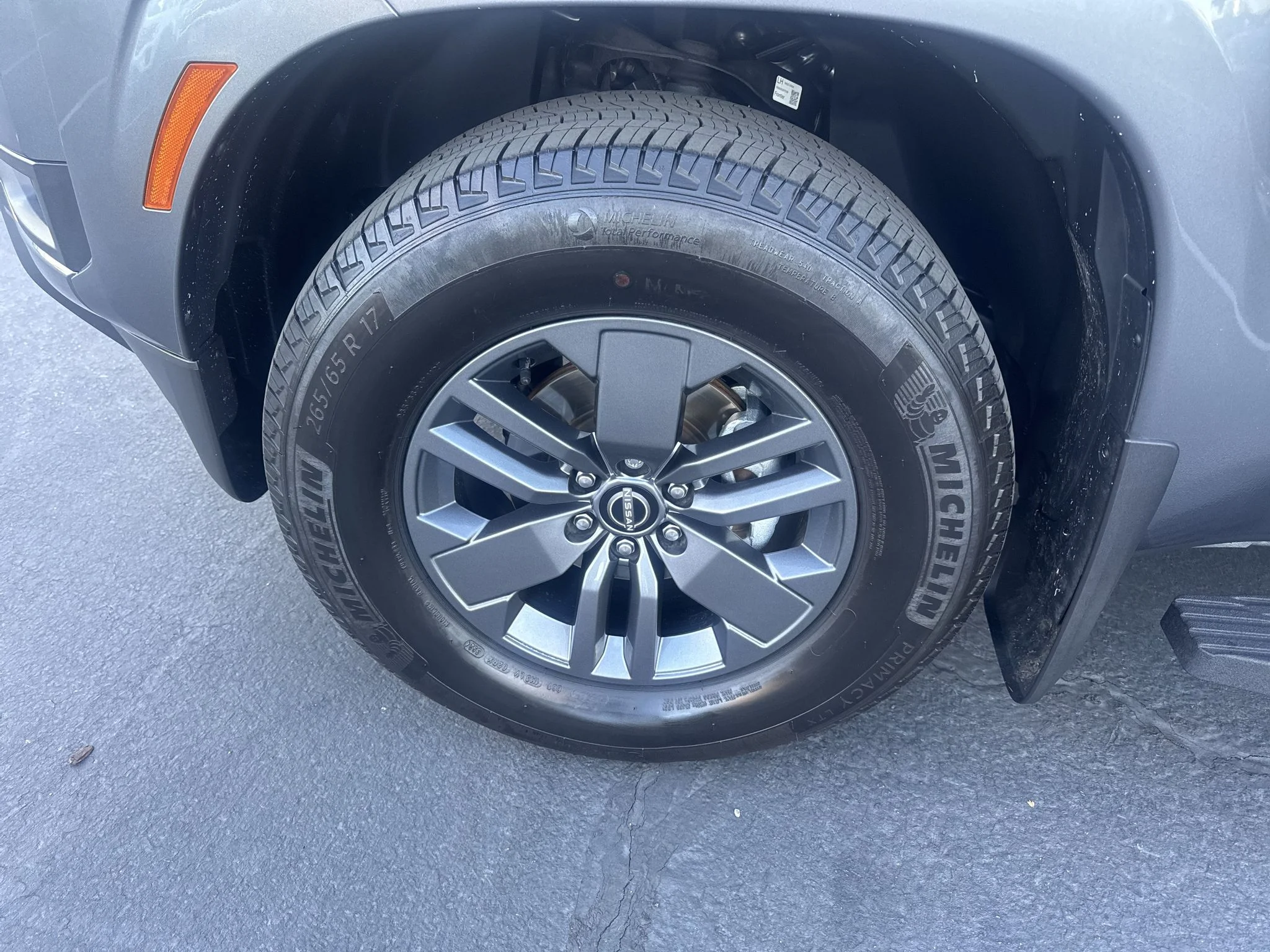 Used 2025 GUN METALLIC Nissan SV image 11