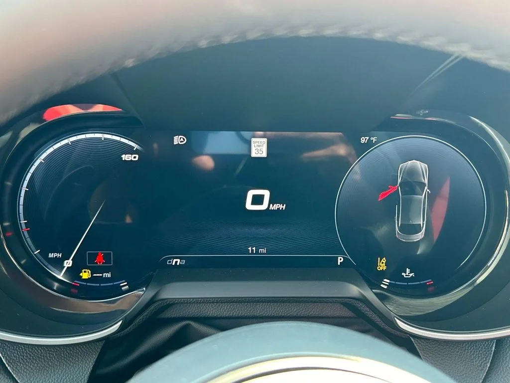 2025 Alfa Romeo Giulia Base - Photo 29