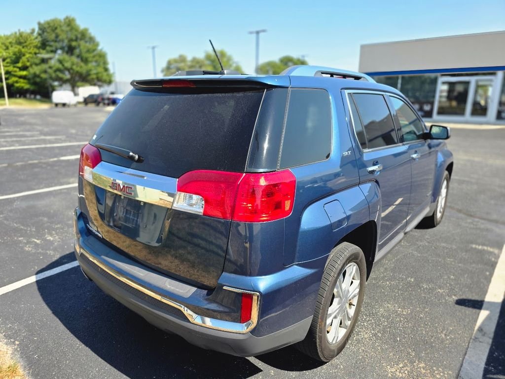 Used 2017 Slate Blue Metallic GMC SLT image 4