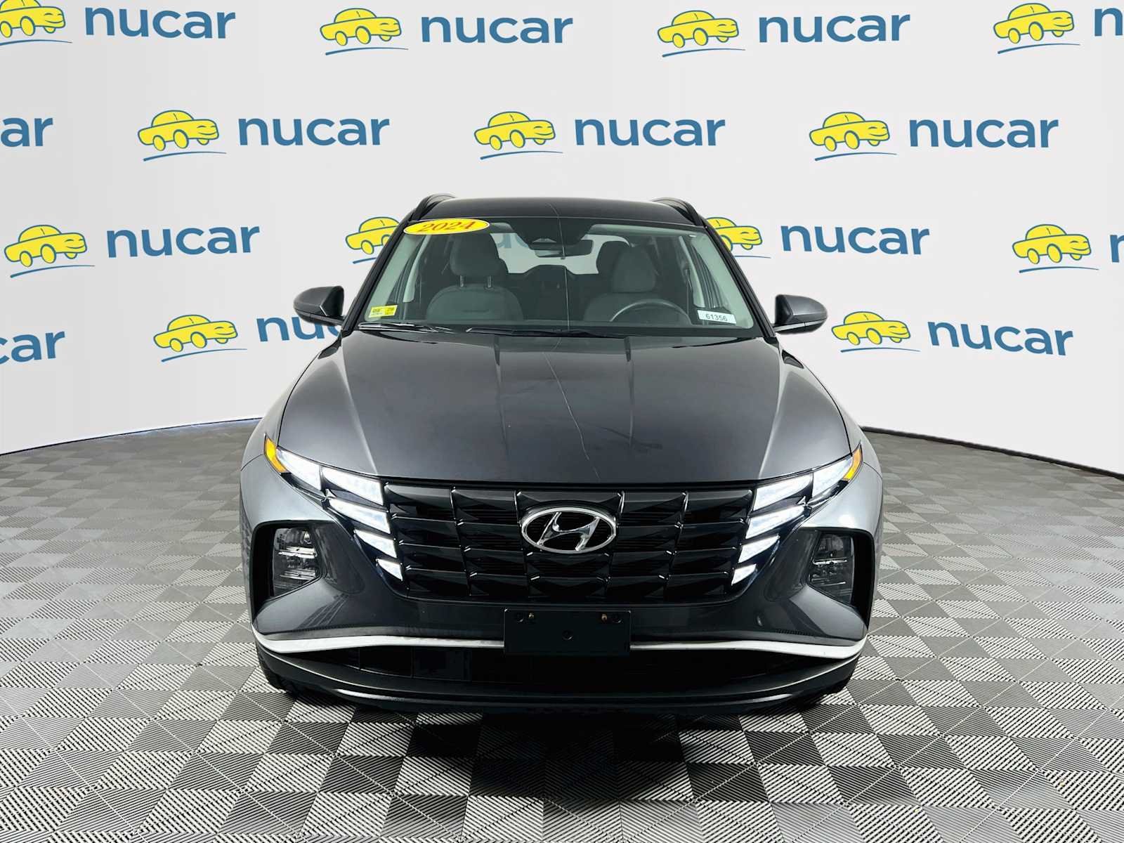 Used 2024 Dark Gray Metallic Hyundai SEL image 2