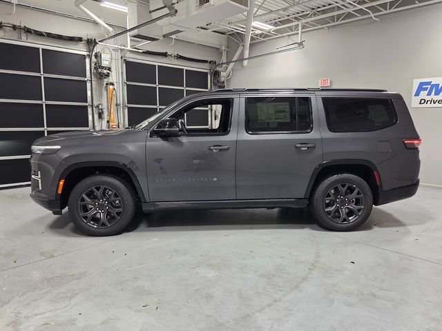 New 2026 Baltic-Gray Metallic Clear-Coat Exterior Paint Jeep Limited Altitude image 4