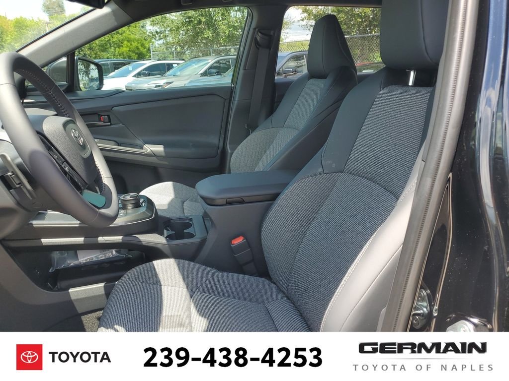 New 2026 Midnight Black Metallic Toyota  XLE image 17