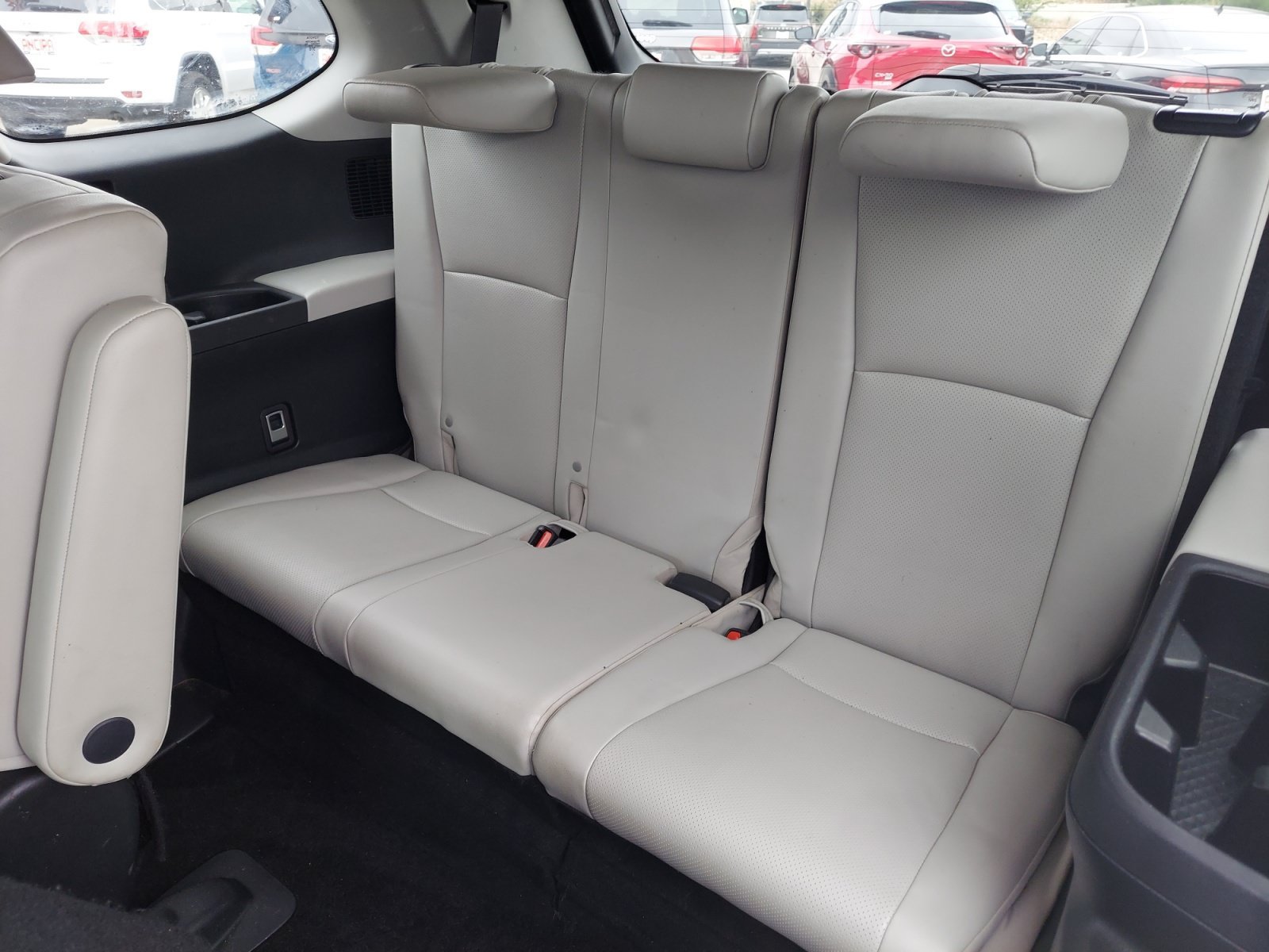 Used 2024 Wind Chill Pearl Toyota XLE image 24