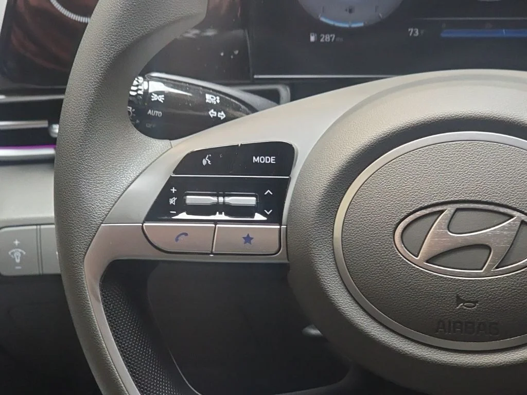 Used 2024 Amazon Gray Hyundai SEL image 15