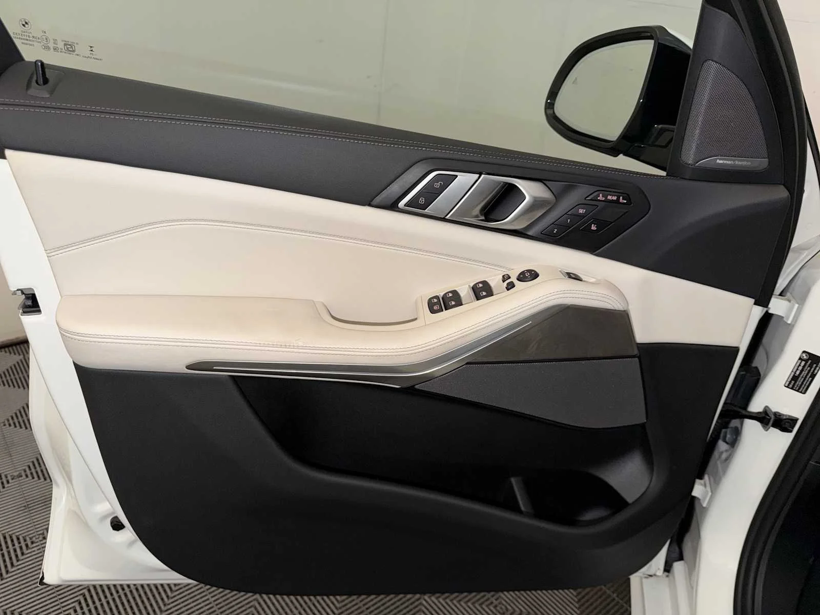 2026 BMW X7 40i - Photo 11