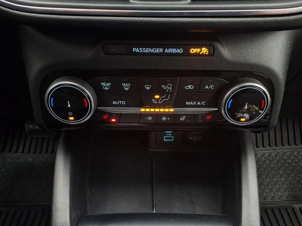 Used 2022 Black Ford Titanium image 18