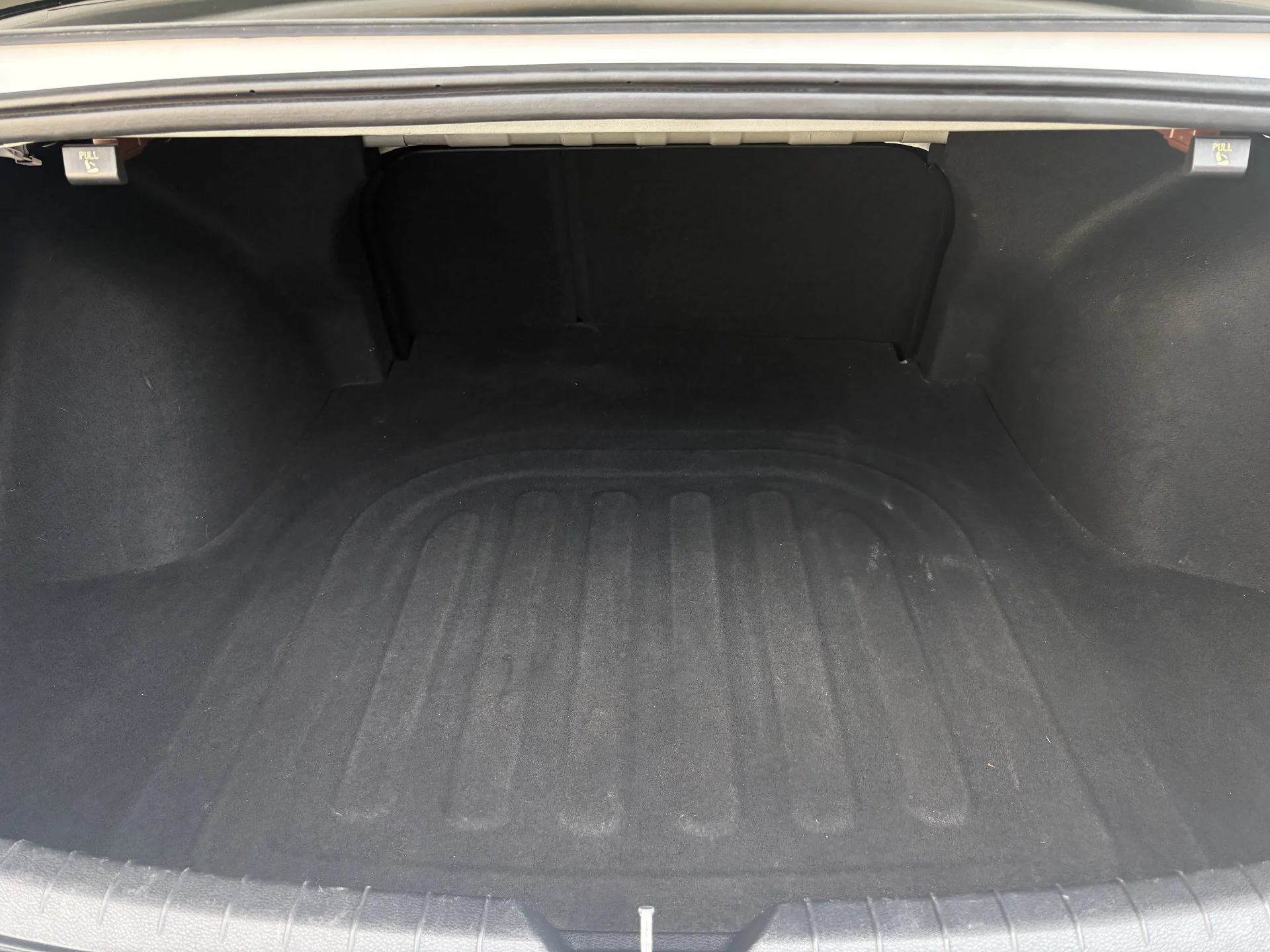 Used 2022 White Kia GT-Line image 34