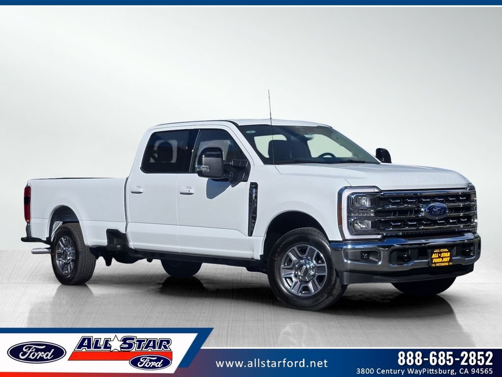 New 2026 Oxford White Ford F-250® Lariat® image 1