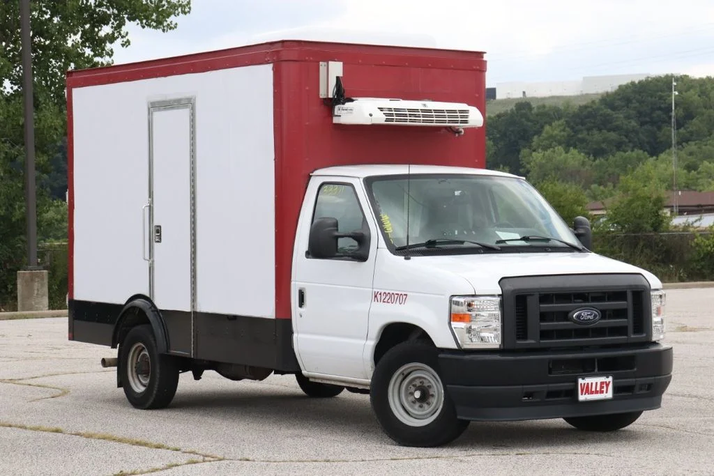 Used 2024 Oxford White Ford Base image 2
