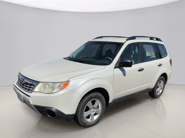 Pre-Owned 2011 Subaru Forester 2.5X TOUR