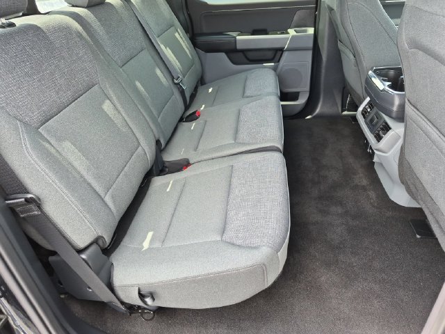 Used 2024 Black Ford XLT image 19