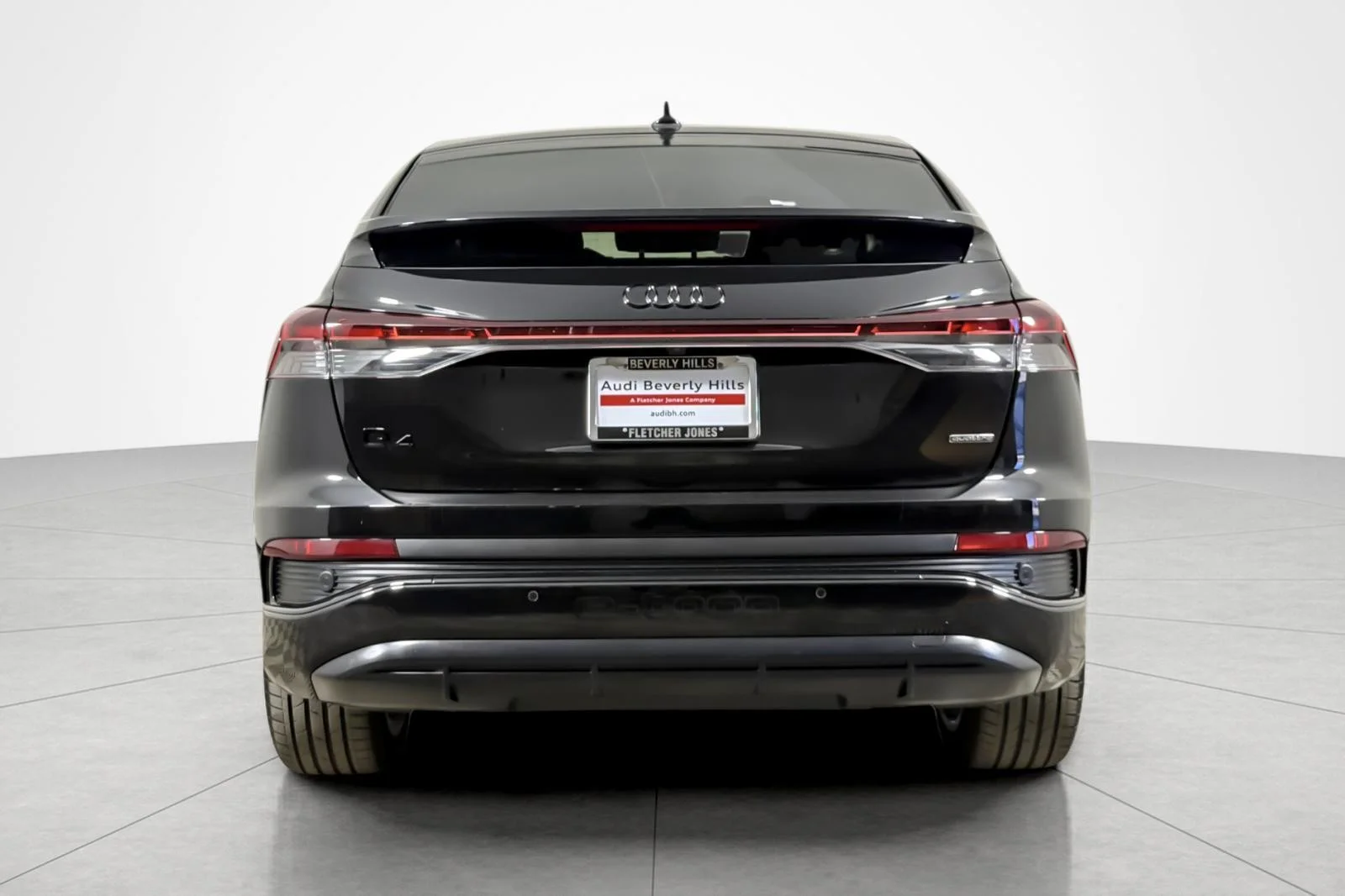 Used 2024 Mythos Black Metallic Audi Prestige 55 quattro image 4