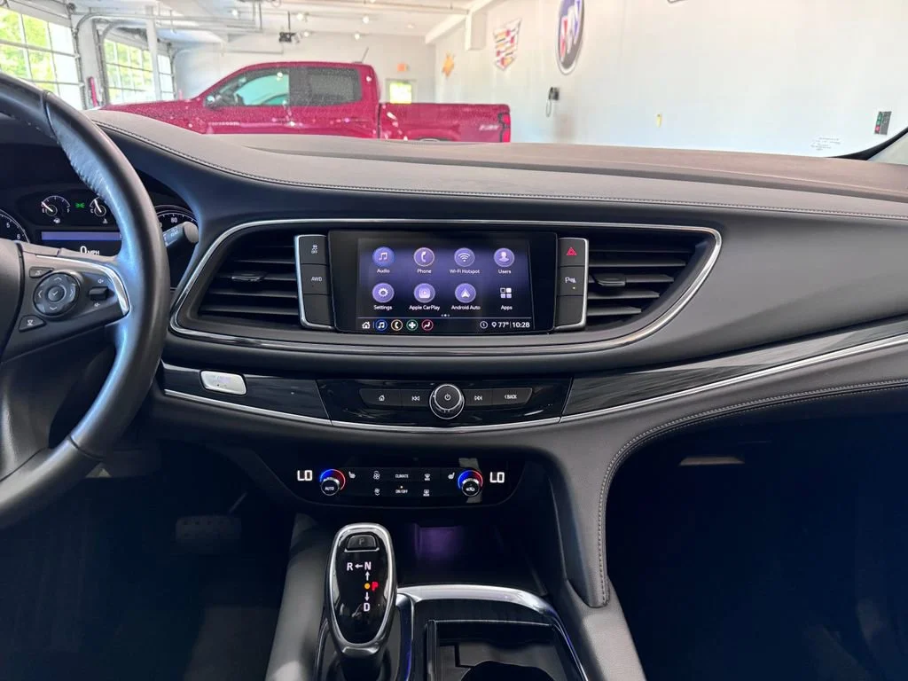 2021 Buick Enclave Essence - Photo 18