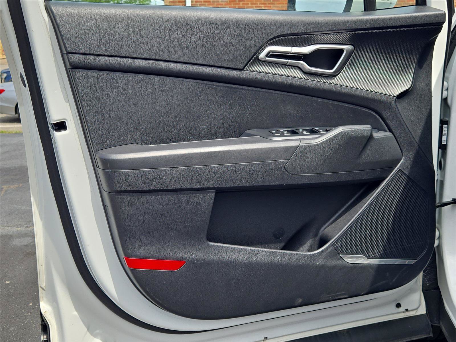2025 Kia Sportage LX - Photo 19