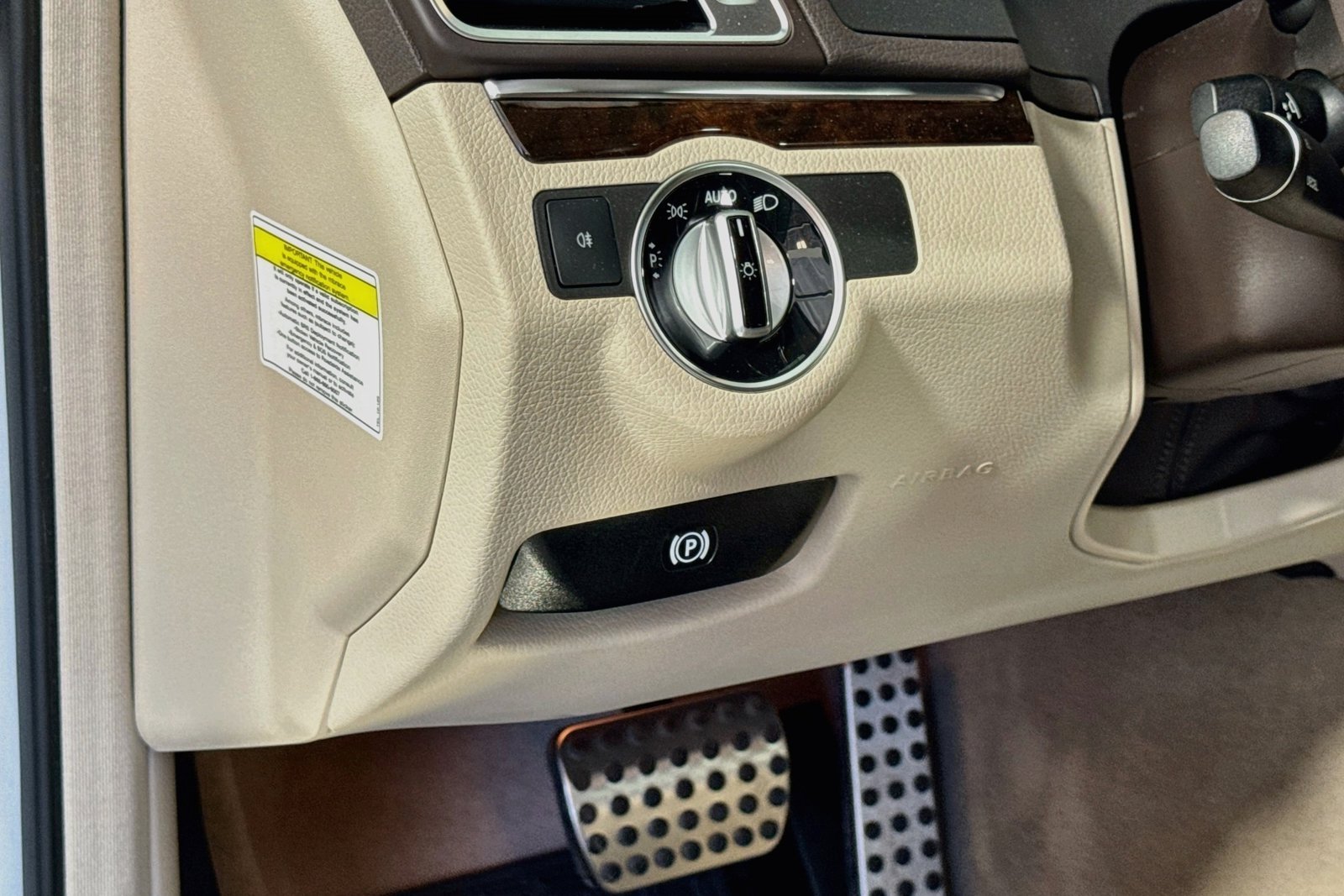 Used 2014 Polar White Mercedes-Benz E 350 image 10