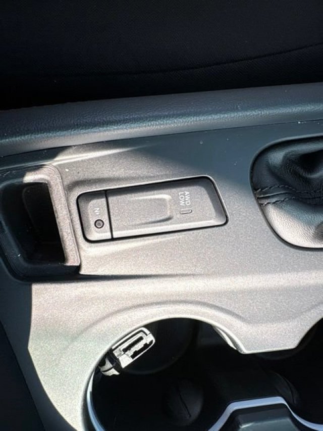 Used 2024 Vapor Gray Dodge R/T image 25