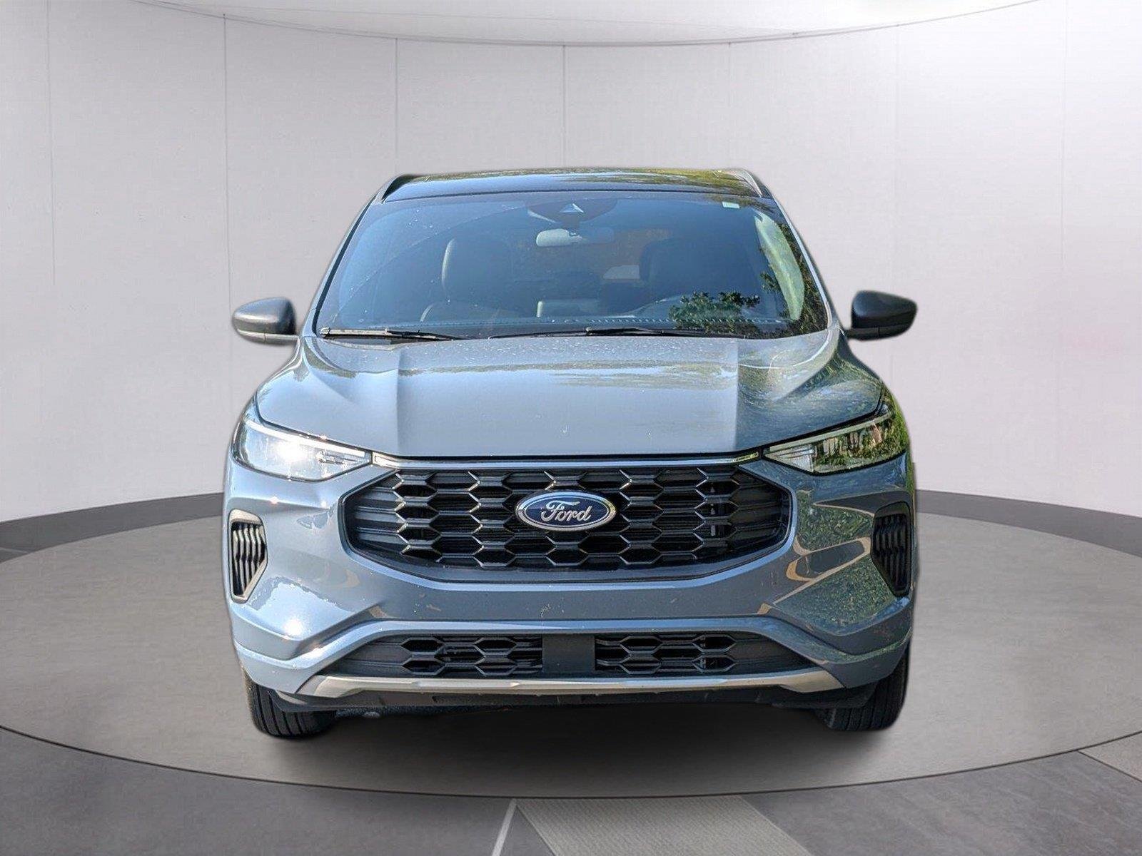 Used 2024 Vapor Blue Ford ST-Line image 10