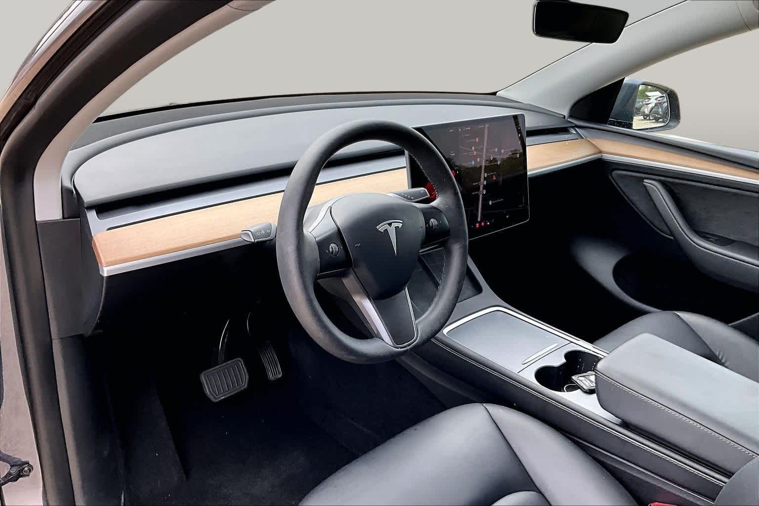 Used 2023 Deep Blue Metallic Tesla Long Range image 16