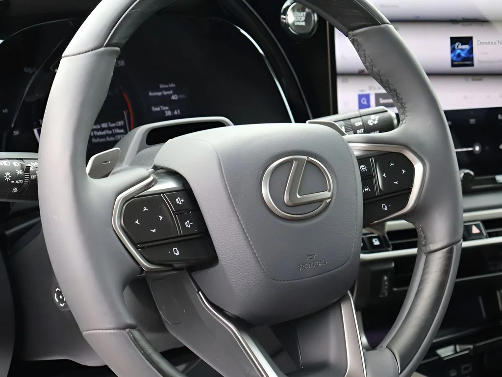 Used 2026 Black Lexus 350 Luxury image 19