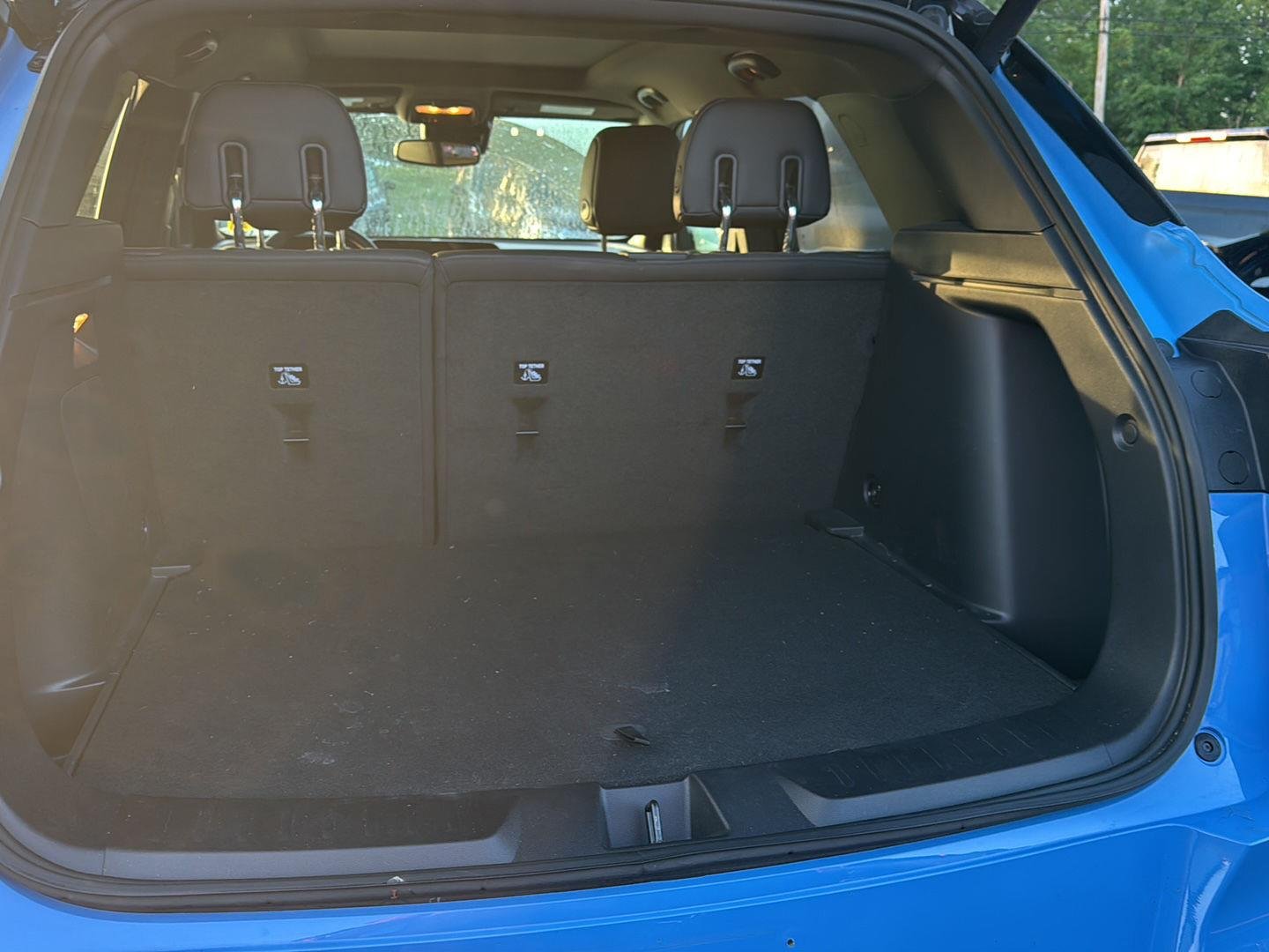 Used 2024 Fountain Blue Chevrolet RS image 4